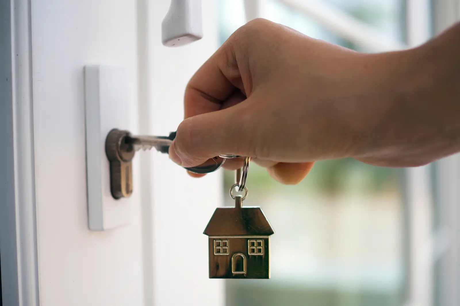 How Owner Portals Simplify Property Management for Busy Landlords